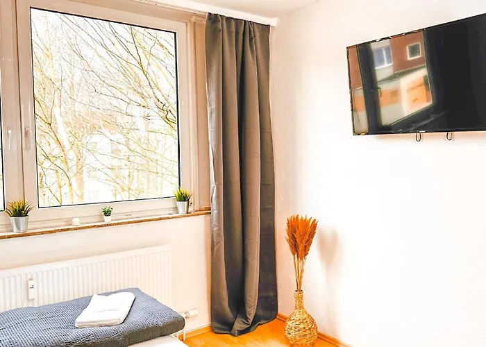 Apartamento Monteurwohnung Mit Balkon Und Wohnzimmer *